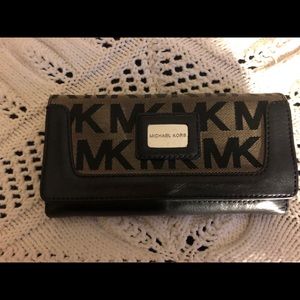 Michael Kors wallet
